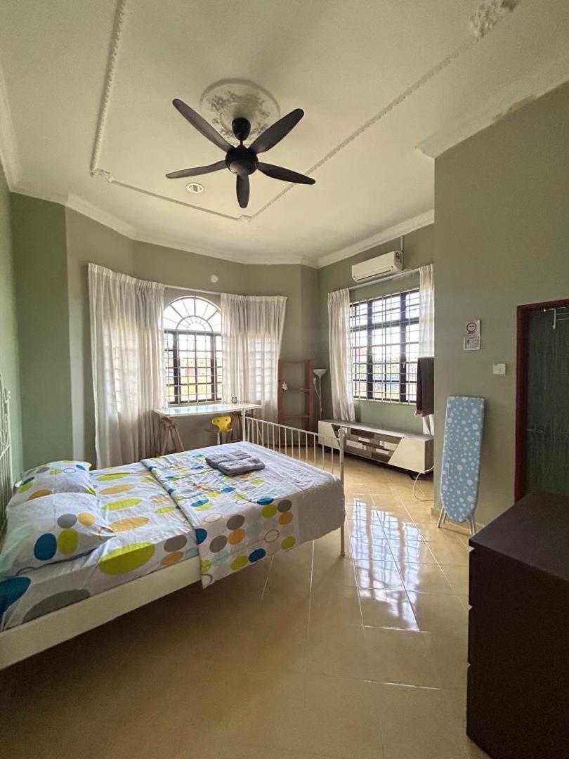 Rumah Sawah Homestay Pasir Puteh Exterior photo