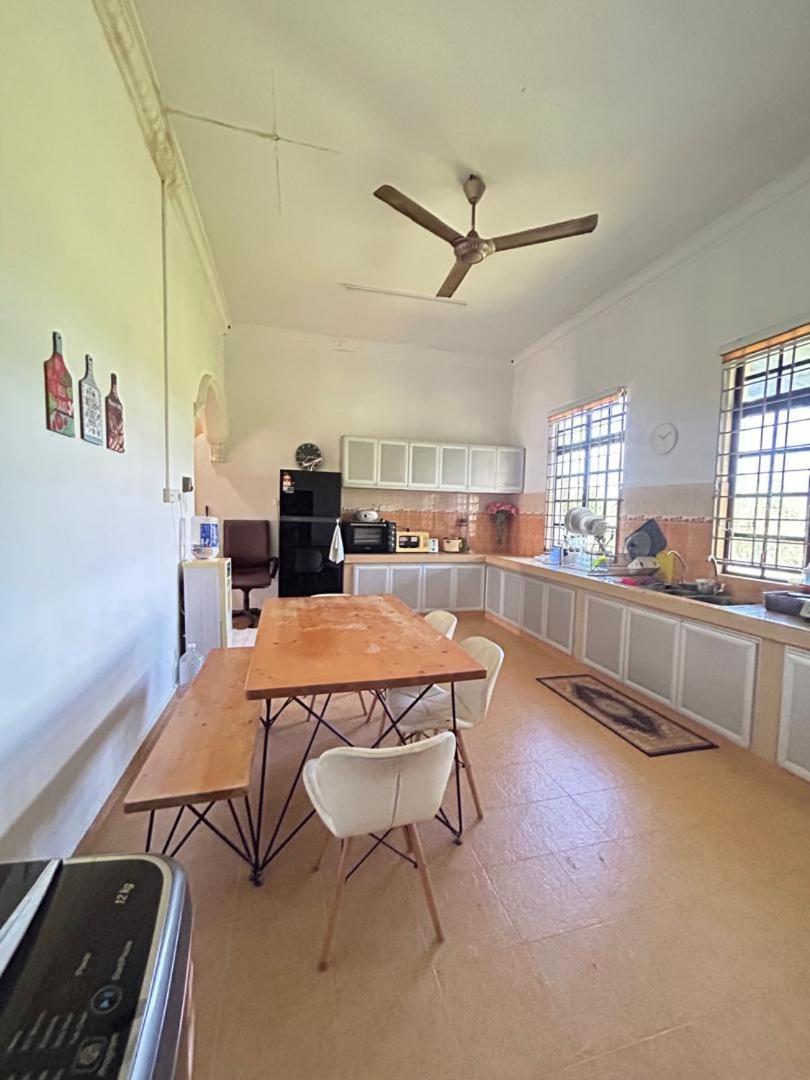 Rumah Sawah Homestay Pasir Puteh Exterior photo